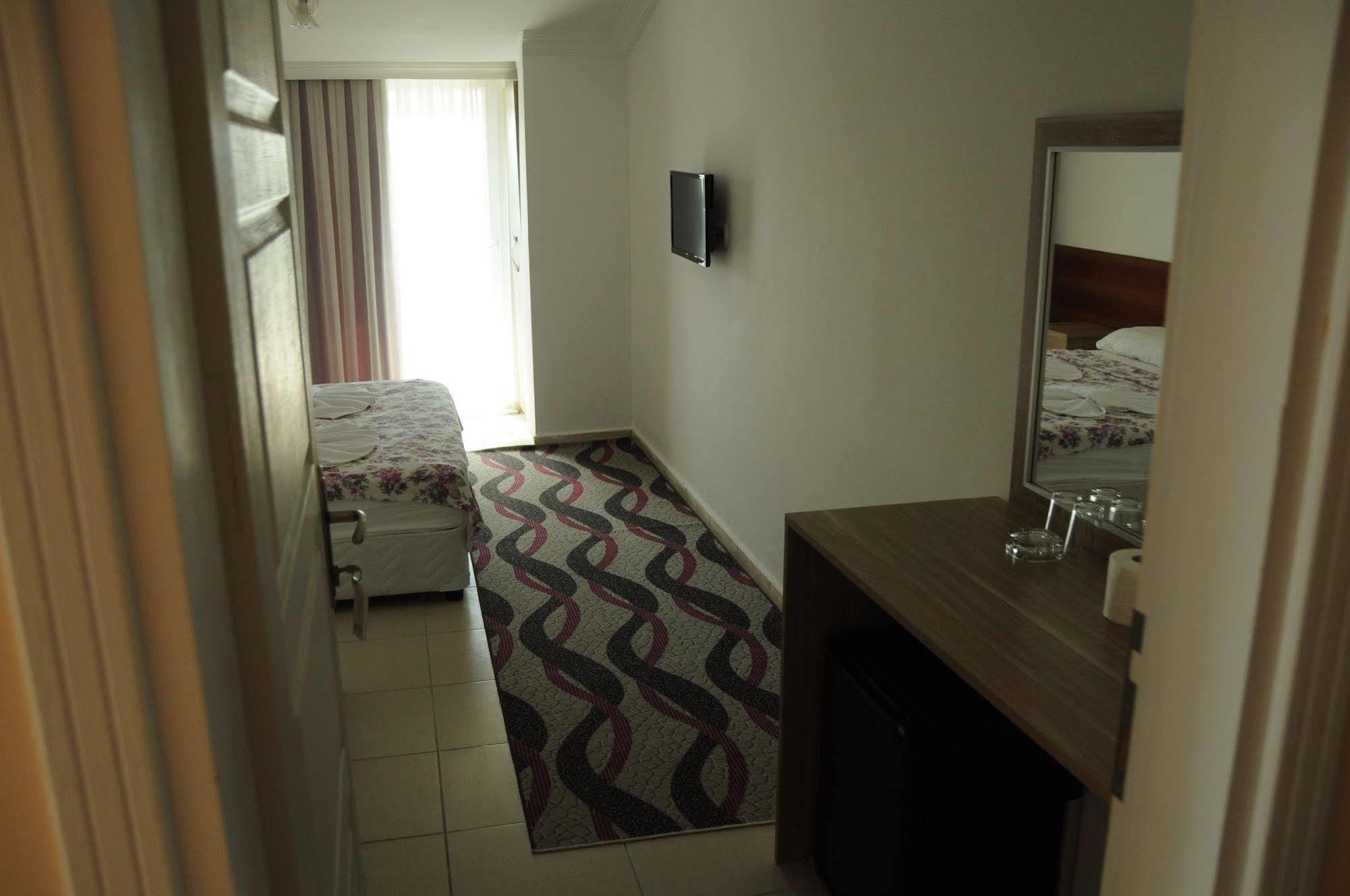 Demirci Hotel Antalya Ngoại thất bức ảnh